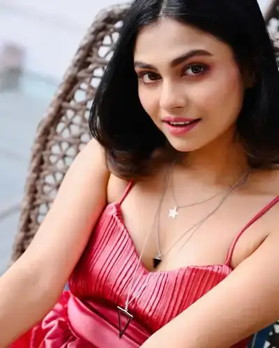 Call Girls Service in Mohanlalganj